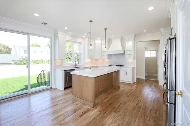 $1,529,000 | 1772 Rose Street, Merrick, NY 11566