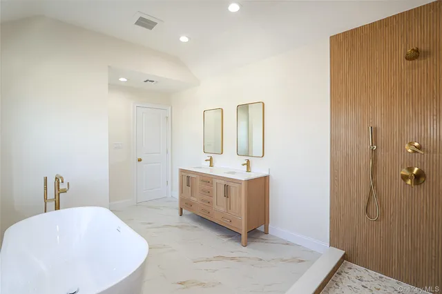 $1,529,000 | 1772 Rose Street, Merrick, NY 11566