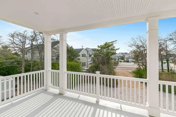 $20,000 | 916 Ocean Avenue, Unit WEEKLY PRICE, Mantoloking, NJ 08738
