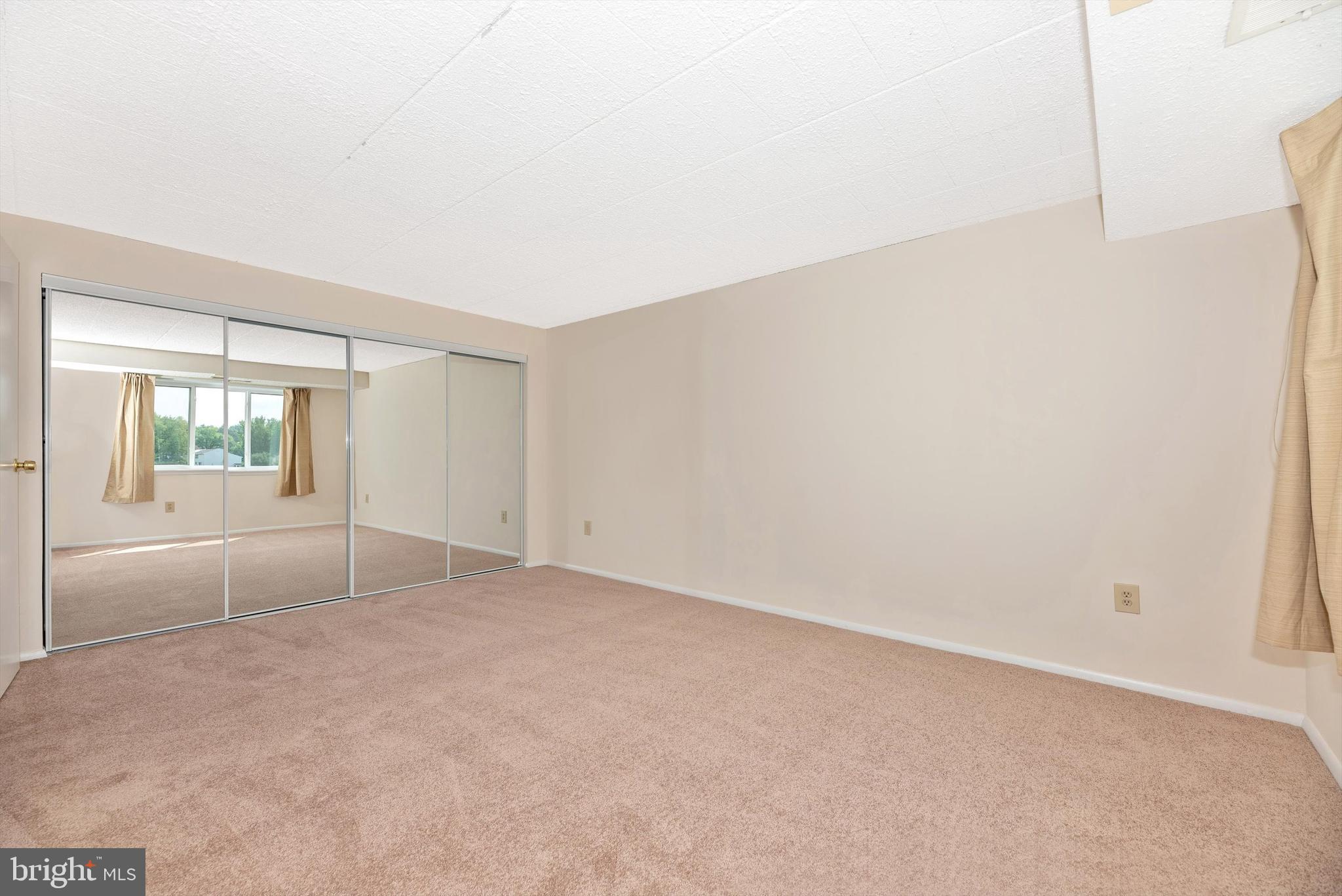 995 Heather Ridge Drive, Unit 4B Frederick, MD 21702 - Photo 23 of 33 Bedroom