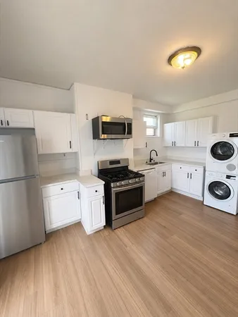 $2,900 | 280 Lexington Street, Unit 3, Boston, MA 02128