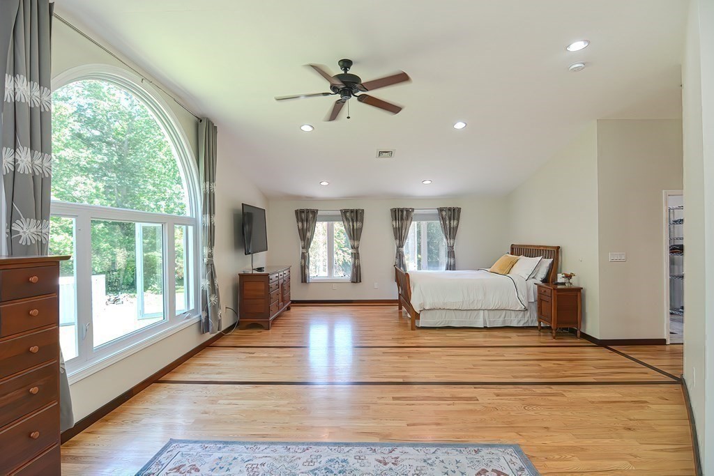 28 Arrow Road Norton, MA 02766 - Photo 17 of 42 Gallery Image 17
