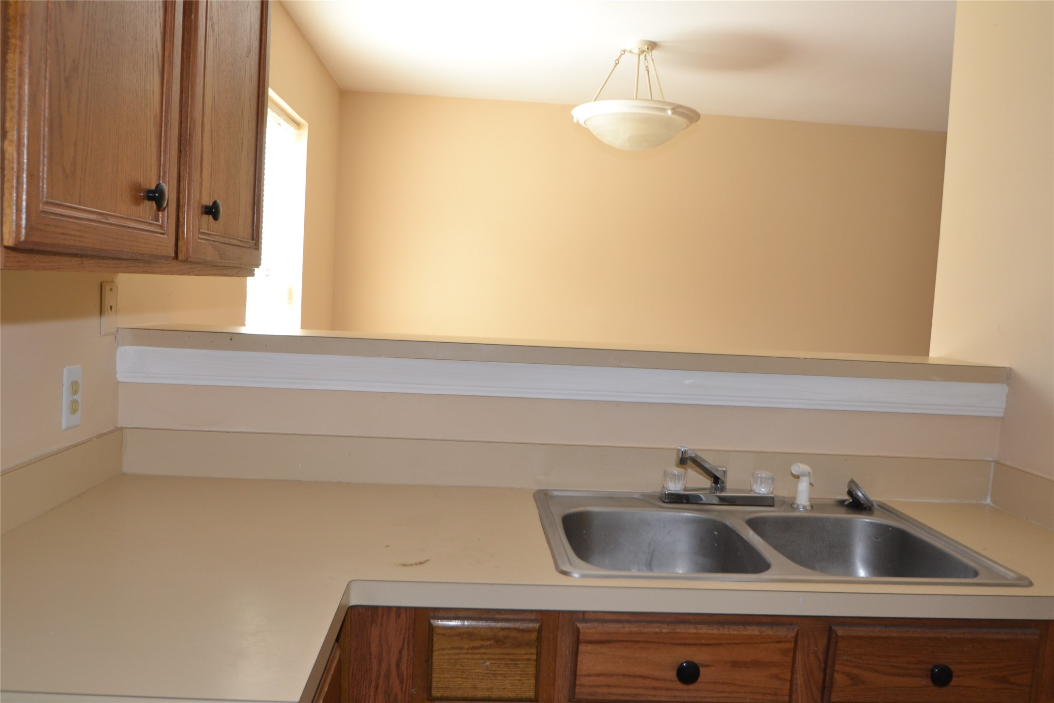 304 Dell Court, Unit 6 Houston, TX 77009 - Photo 16 of 47