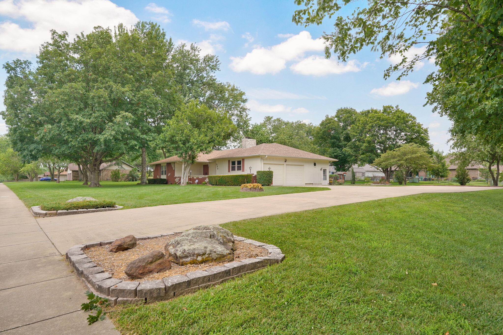 573 East Miller Road Republic, MO 65738 - Photo 2 of 53 573 E Miller Rd-1