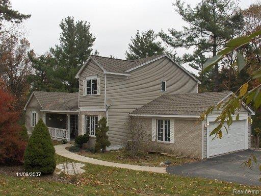 30 Cayuga Road Lake Orion, MI 48362 - Photo 1 of 11 w30 Cayuga.jpg