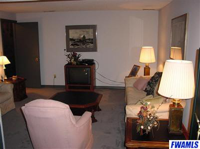 9722 Marion Center Road Fort Wayne, IN 46816 - Photo 8 of 9