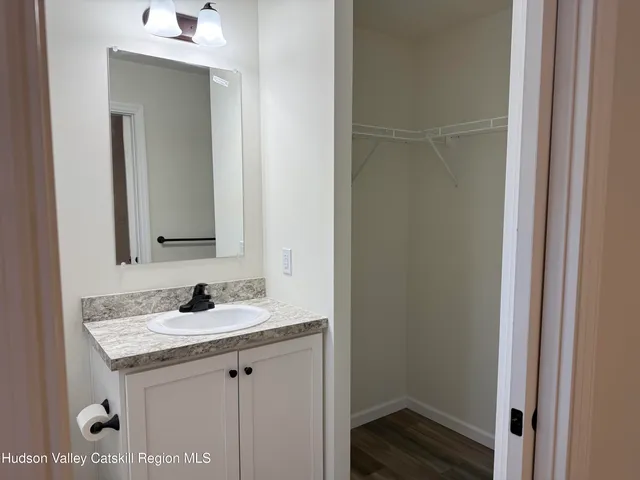 $3,000 | 11449 Highway 22, Austerlitz, NY 12017