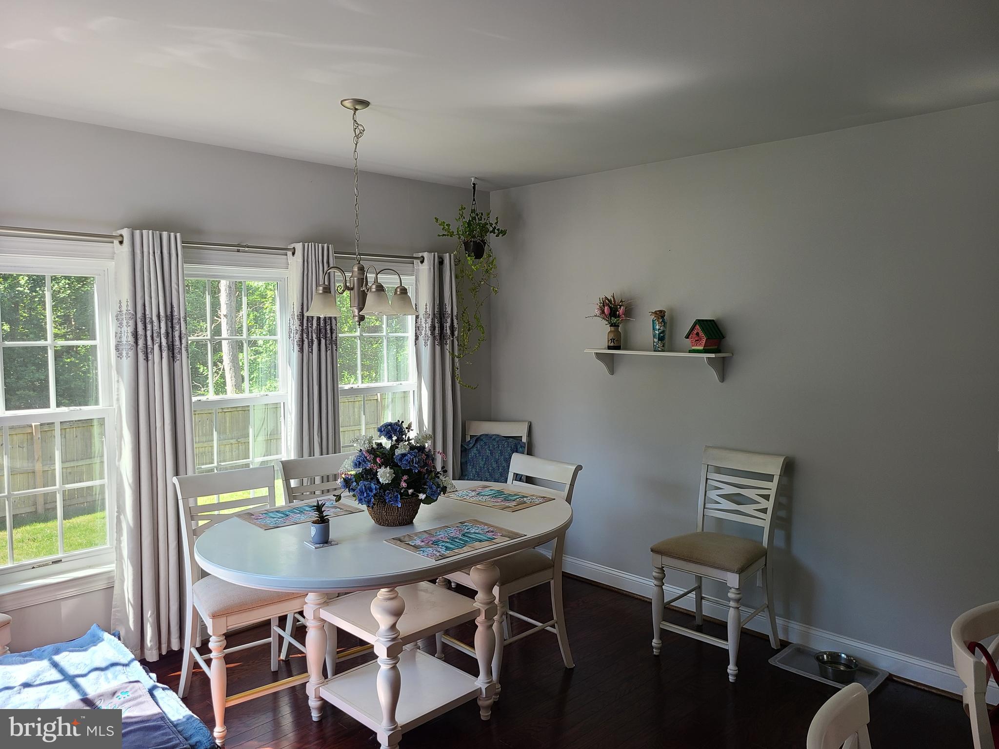 4307 Artillery Ridge Road Fredericksburg, VA 22408 - Photo 8 of 34 Breakfast area