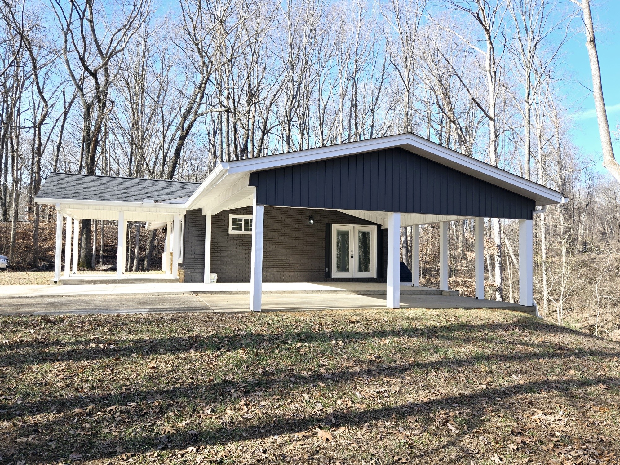 150 Logan Road Paris, TN 38242 - Photo 3 of 26