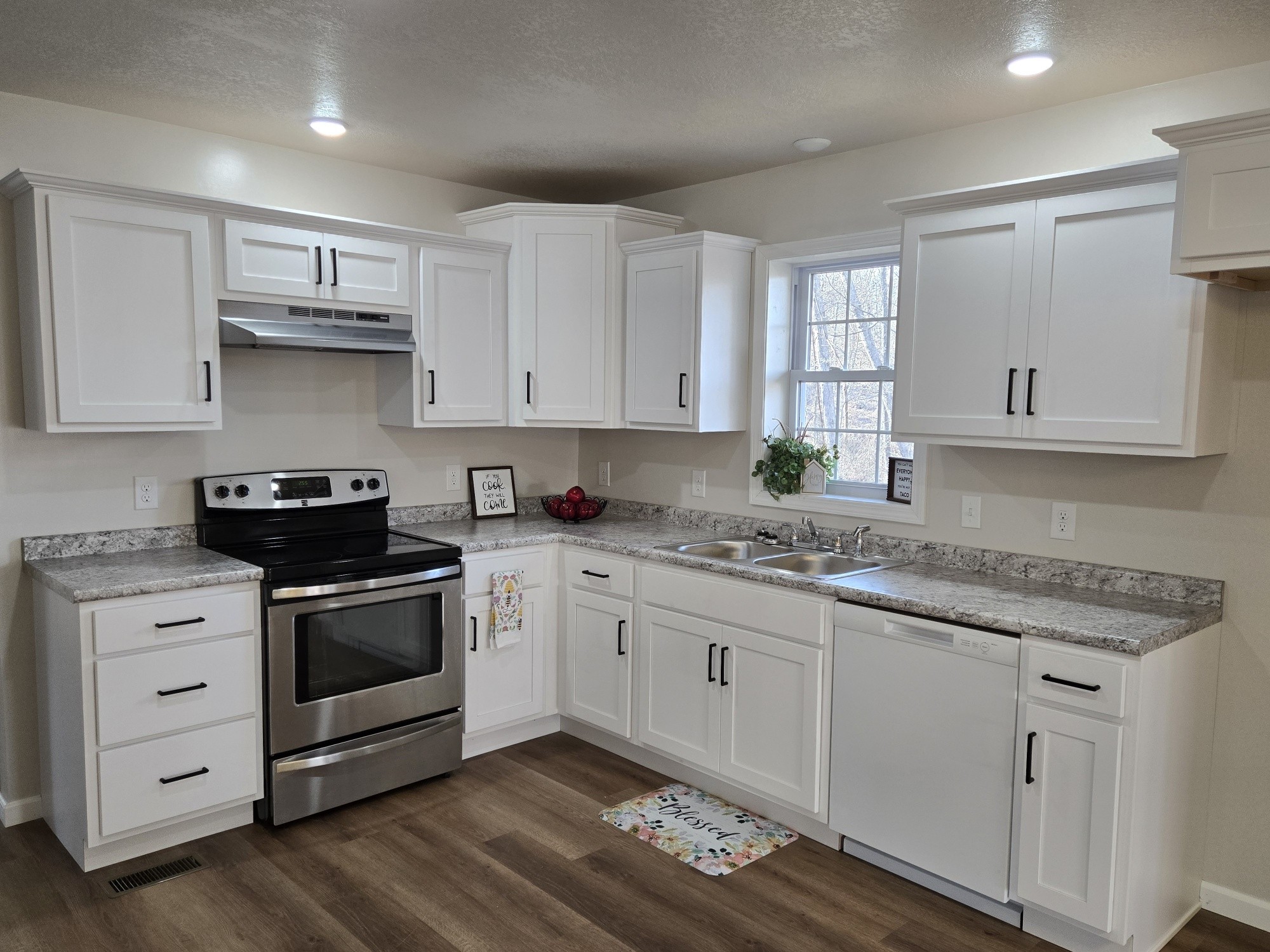 150 Logan Road Paris, TN 38242 - Photo 8 of 26