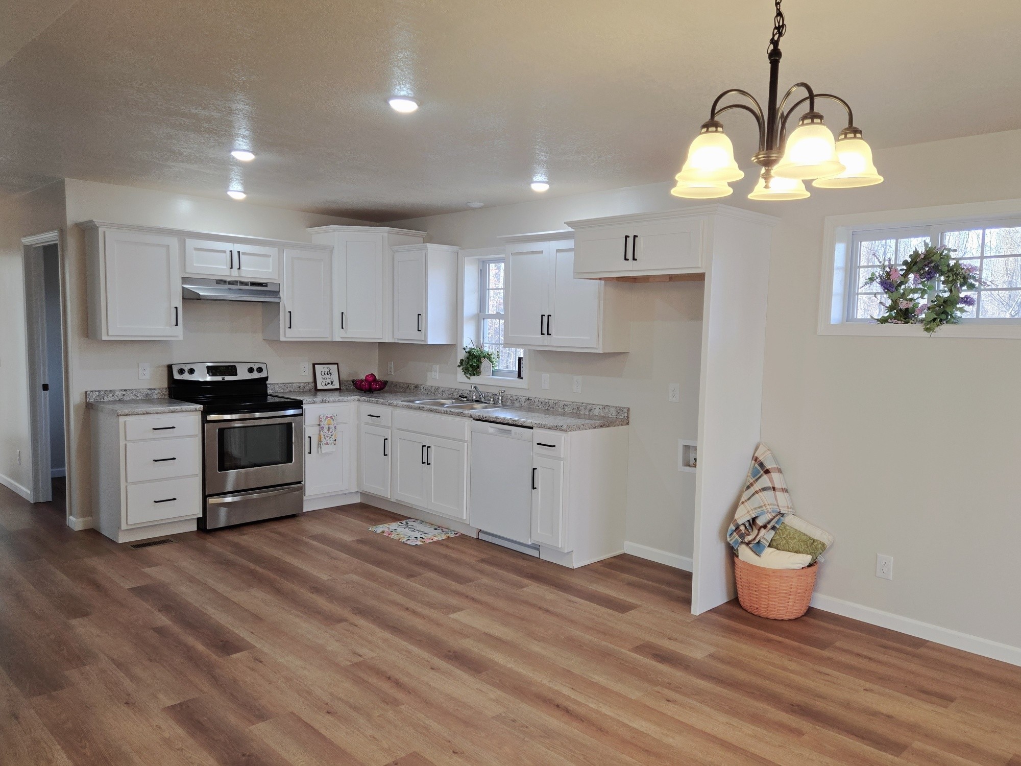 150 Logan Road Paris, TN 38242 - Photo 9 of 26