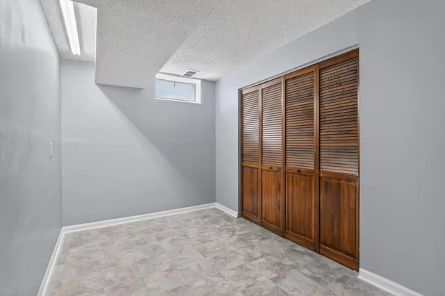 $420,000 | 8941 48th Avenue North, New Hope, MN 55428