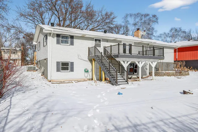 $420,000 | 8941 48th Avenue North, New Hope, MN 55428