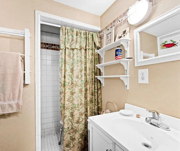 $374,900 | 3687 Bassett Bay Beach Road, Brimson, MN 55602