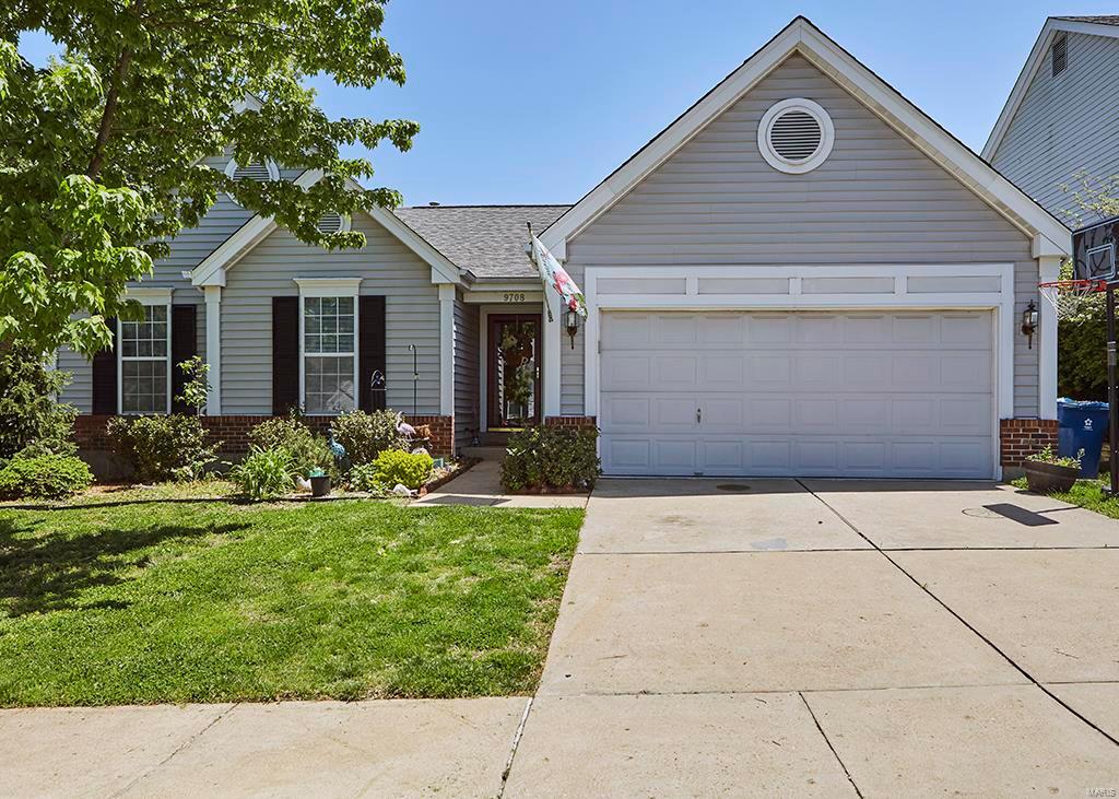 9708 Grantview Forest Drive St. Louis, MO 63123 - Photo 1 of 50