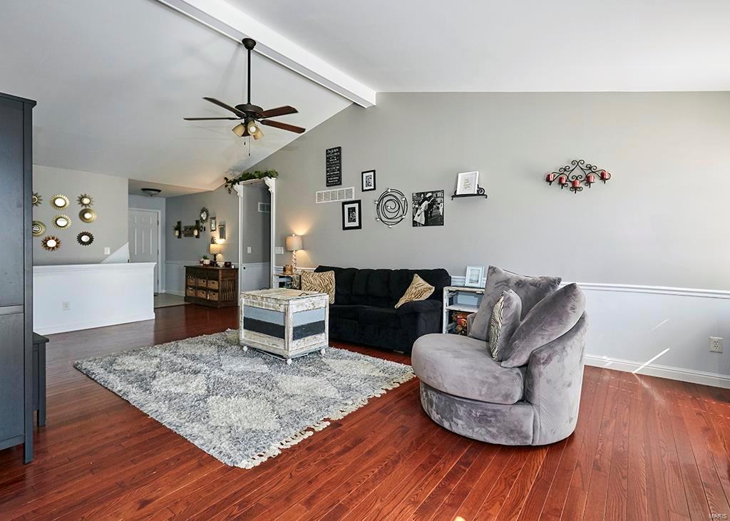 9708 Grantview Forest Drive St. Louis, MO 63123 - Photo 11 of 50