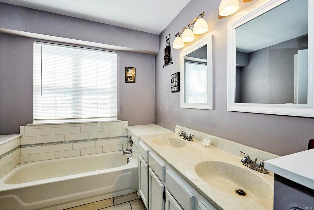 9708 Grantview Forest Drive St. Louis, MO 63123 - Photo 21 of 50