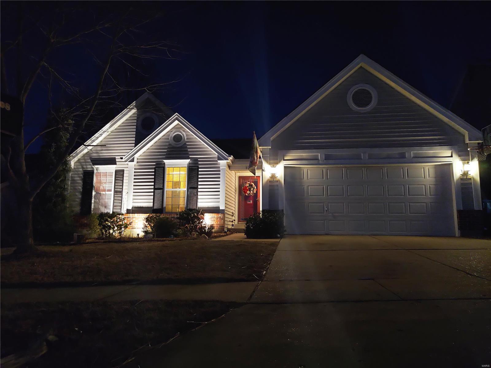 9708 Grantview Forest Drive St. Louis, MO 63123 - Photo 4 of 50
