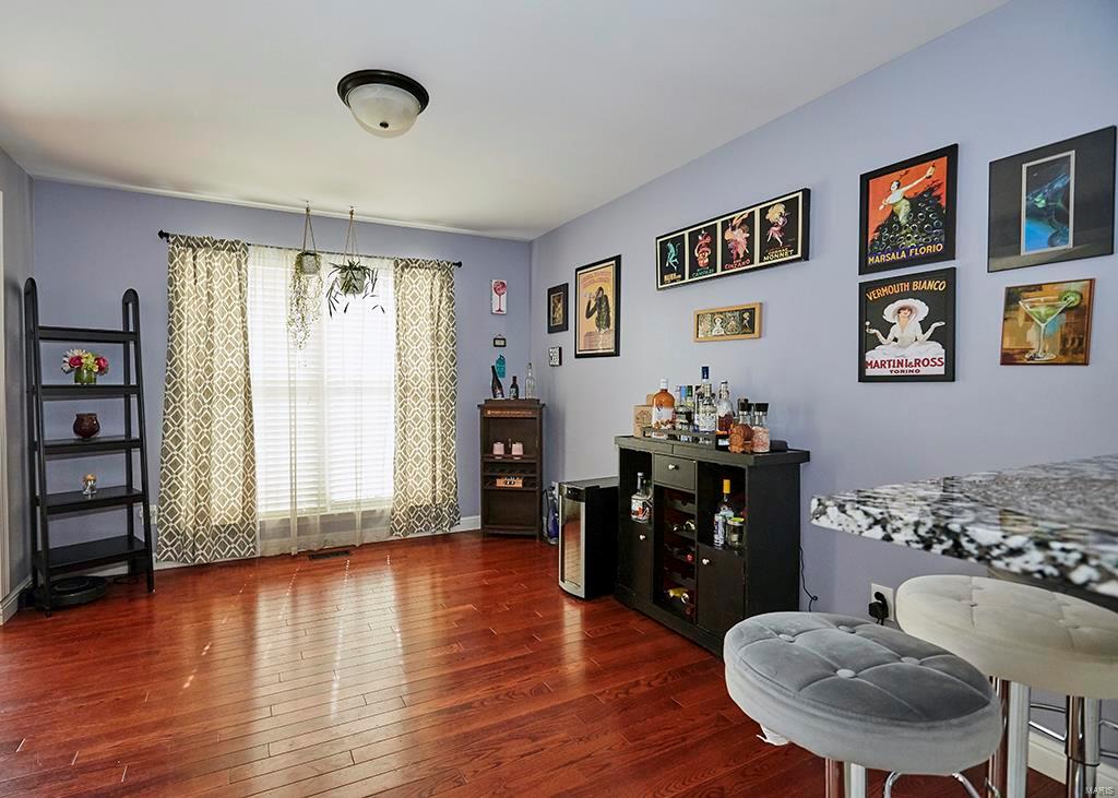 9708 Grantview Forest Drive St. Louis, MO 63123 - Photo 10 of 50