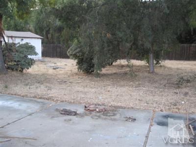 4347 Apricot Road Simi Valley, CA 93063 - Photo 19 of 19 a view of a yard with a tree