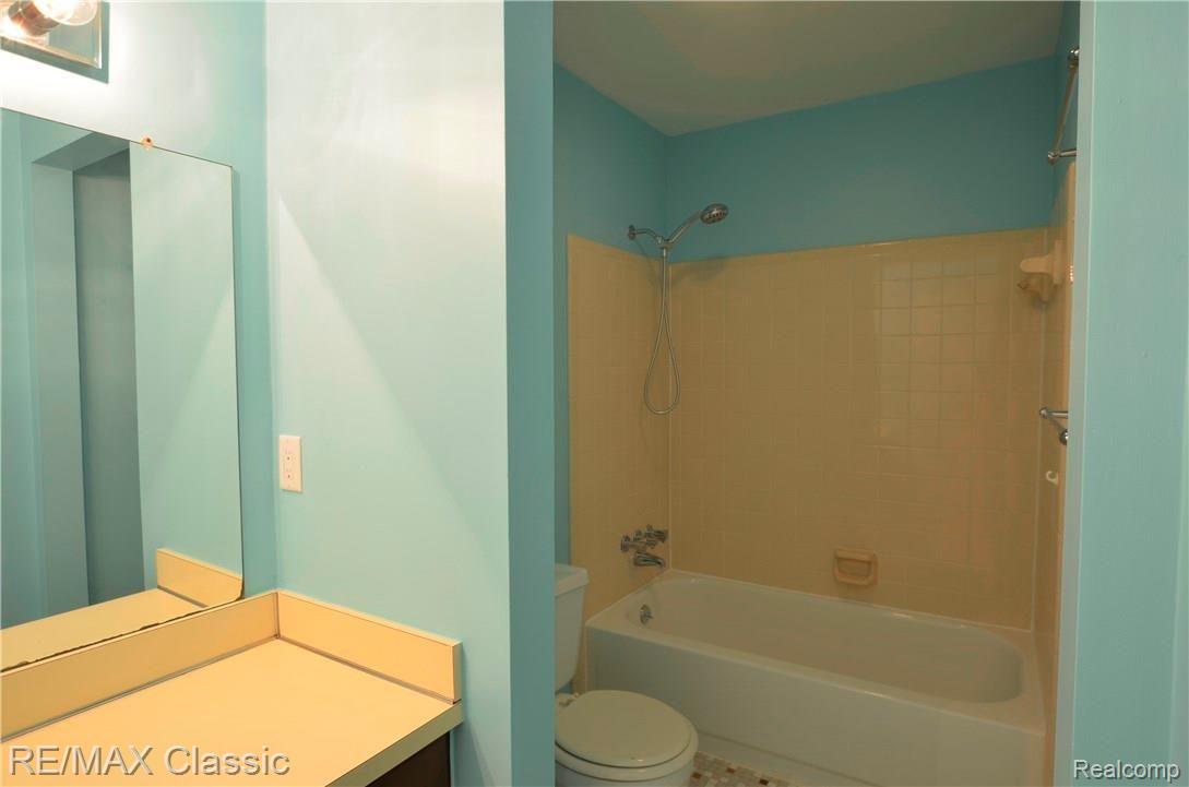 2334 Norton Road Rochester, MI 48307 - Photo 12 of 30 _DSC6960.JPG