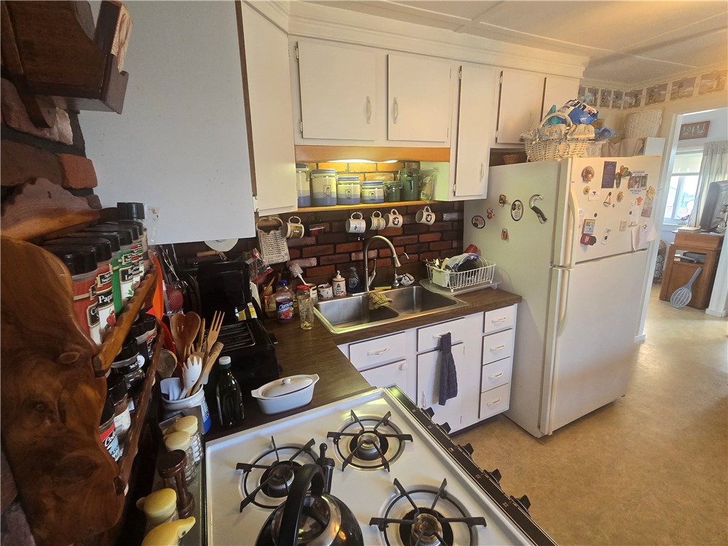725 Succotash Road South Kingstown, RI 02879 - Photo 9 of 24