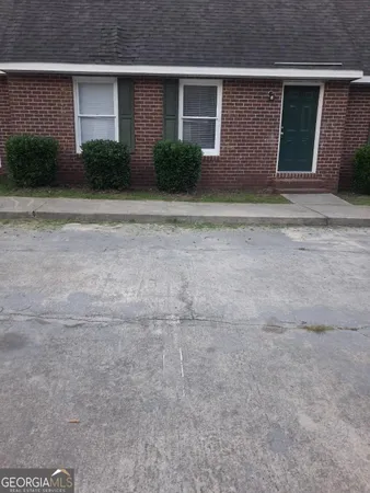 $1,100 | 230 Lanier Drive, Unit 239, Statesboro, GA 30458