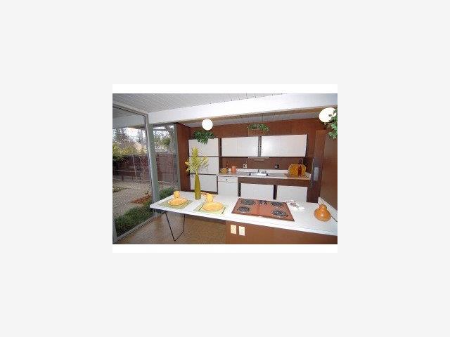 6073 Bollinger Road Cupertino, CA 95014 - Photo 5 of 9 Gallery Image 5