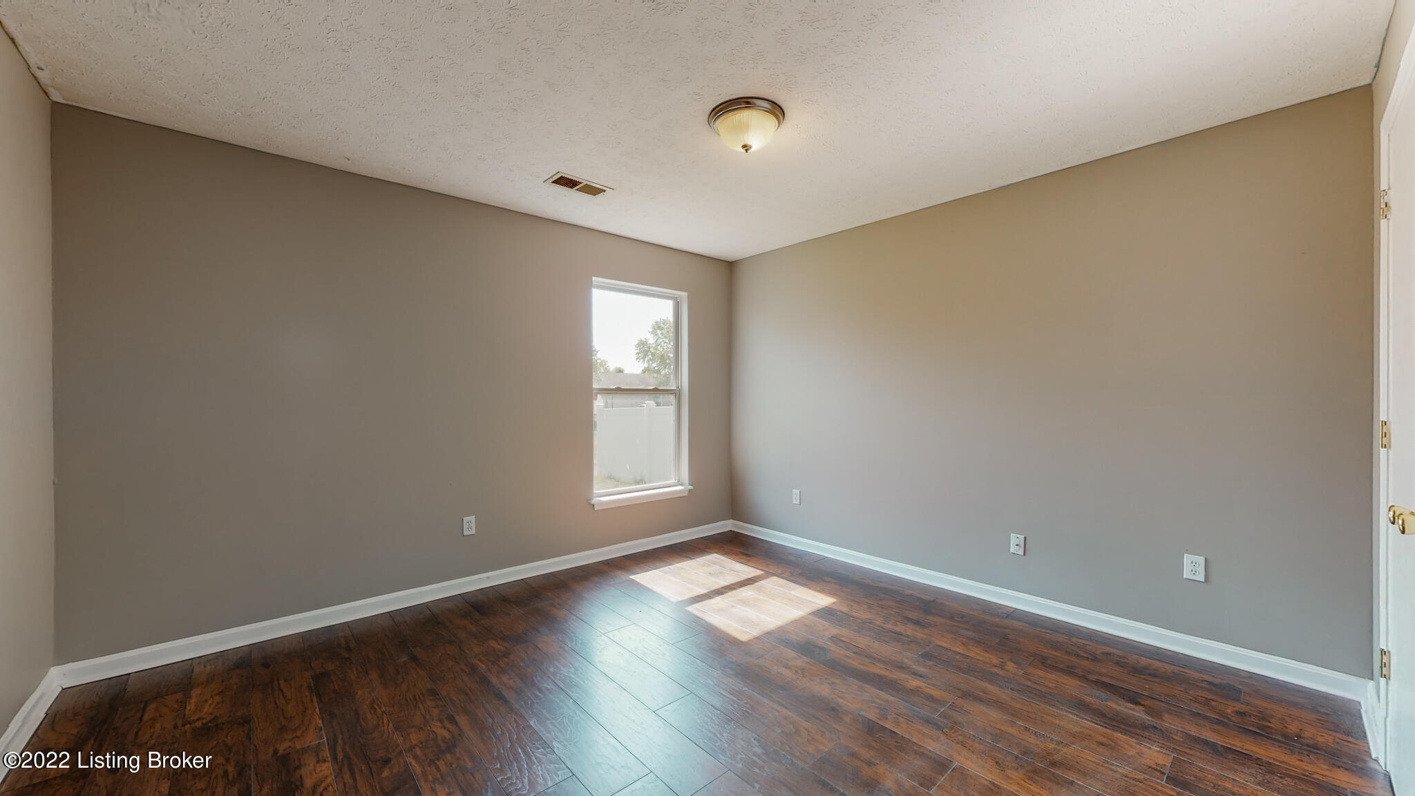 7907 Westbrook Road Louisville, KY 40258 - Photo 21 of 41 7907 Westbrook Rd Louisville KY 40258-13
