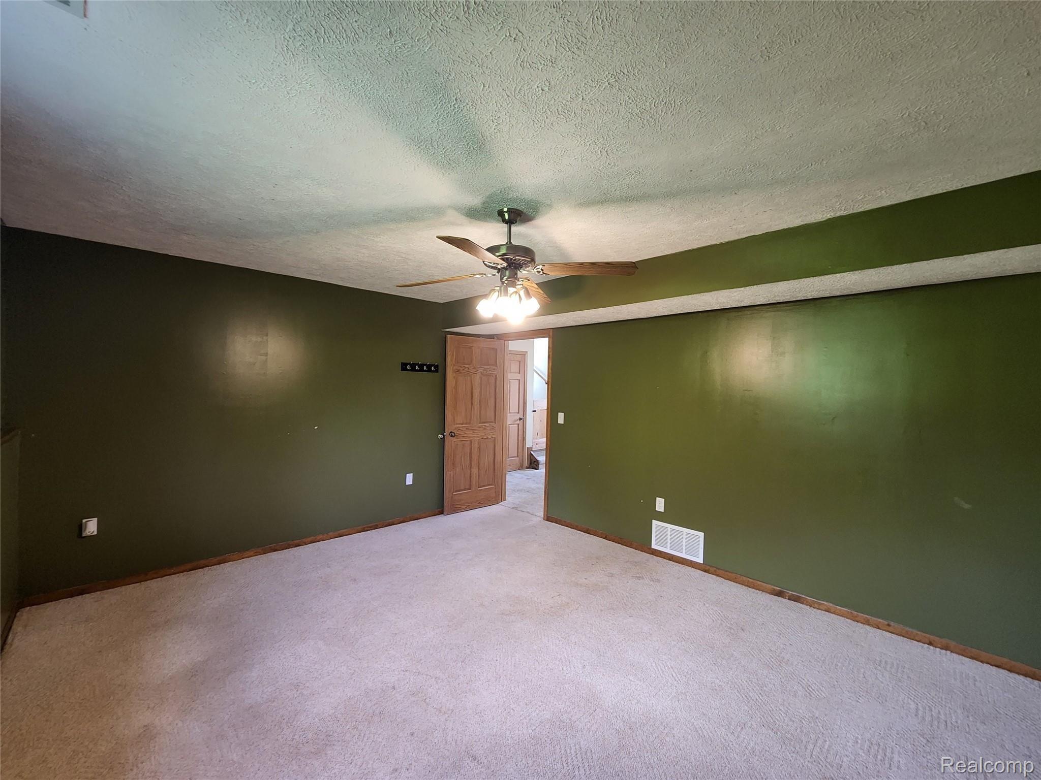 5329 Zimmer Road Williamston, MI 48895 - Photo 34 of 64 5329 Zimmer 41.jpg