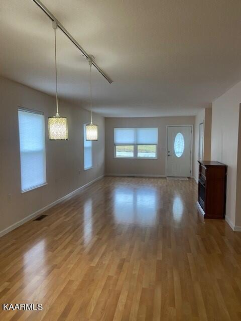114 Grandview Lane Crossville, TN 38571 - Photo 4 of 19 2