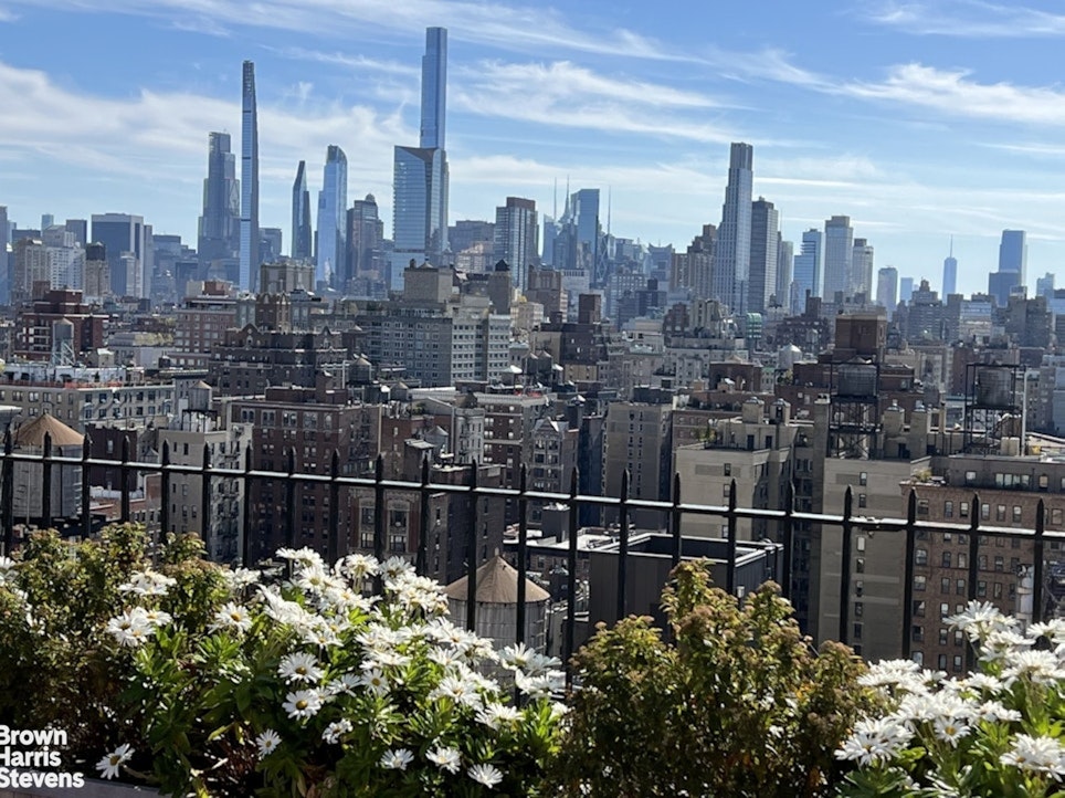 140 Riverside Drive, Unit 10J Manhattan, NY 10024 - Photo 14 of 17