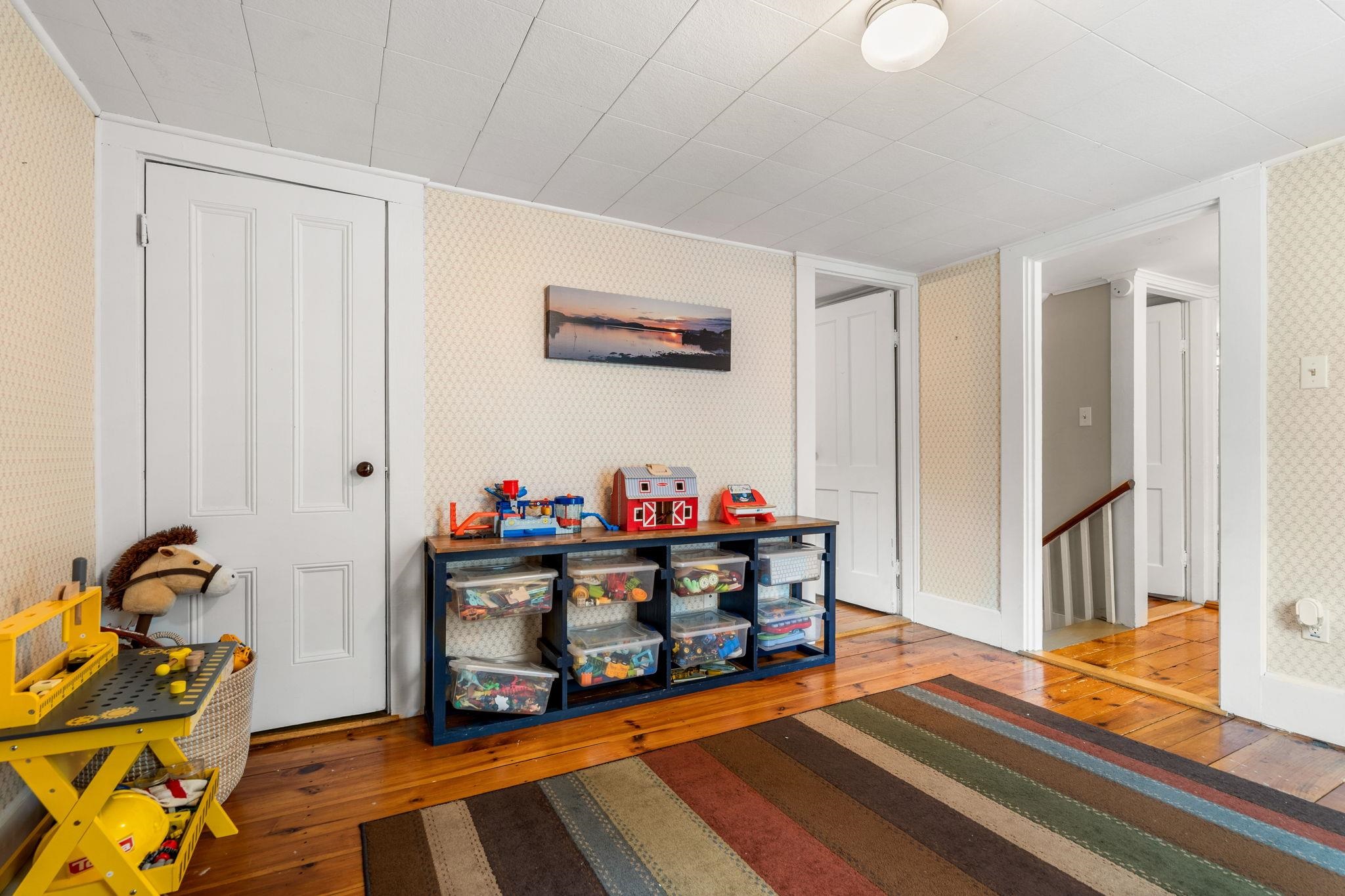 4 Penn Lane Exeter, NH 03833 - Photo 32 of 40