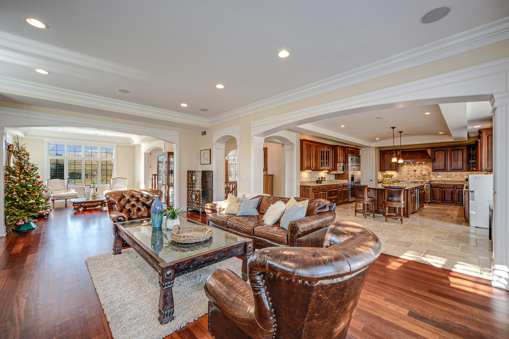 721 Hunter Lane Lake Forest, IL 60045 - Photo 11 of 52