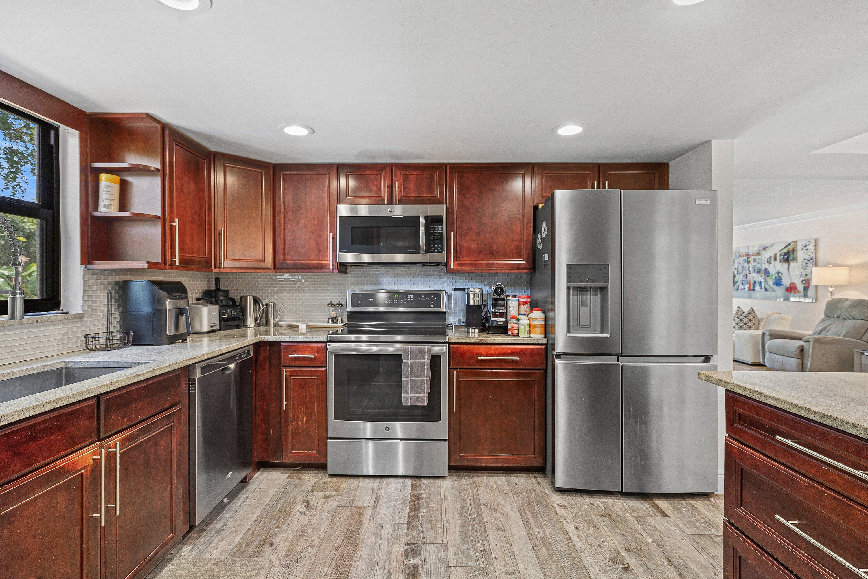 277 North Ocean Boulevard, Unit 1040 Boca Raton, FL 33432 - Photo 5 of 30 005-277NorthOceanBoulevard-104-BocaRaton