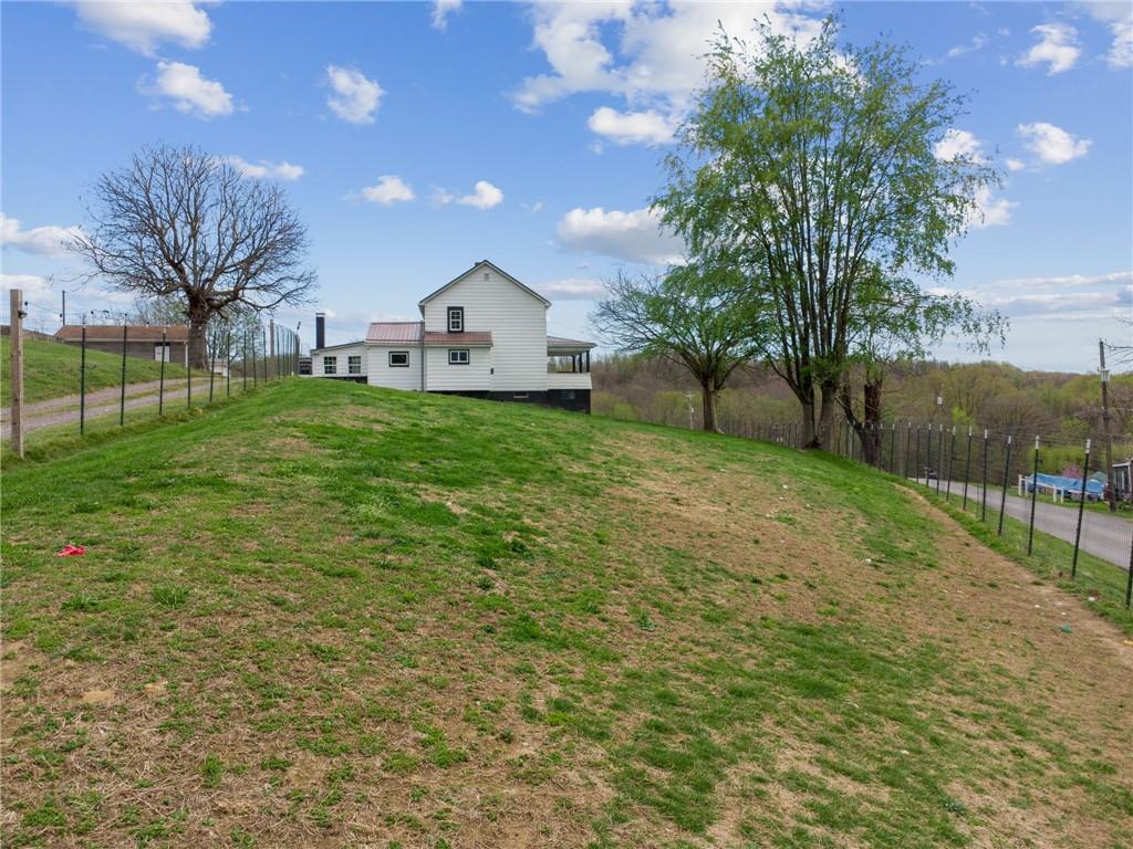 35 Bucey Road Burgettstown, PA 15021 - Photo 2 of 26