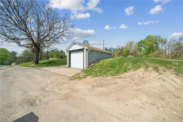 $249,900 | 35 Bucey Road, Burgettstown, PA 15021