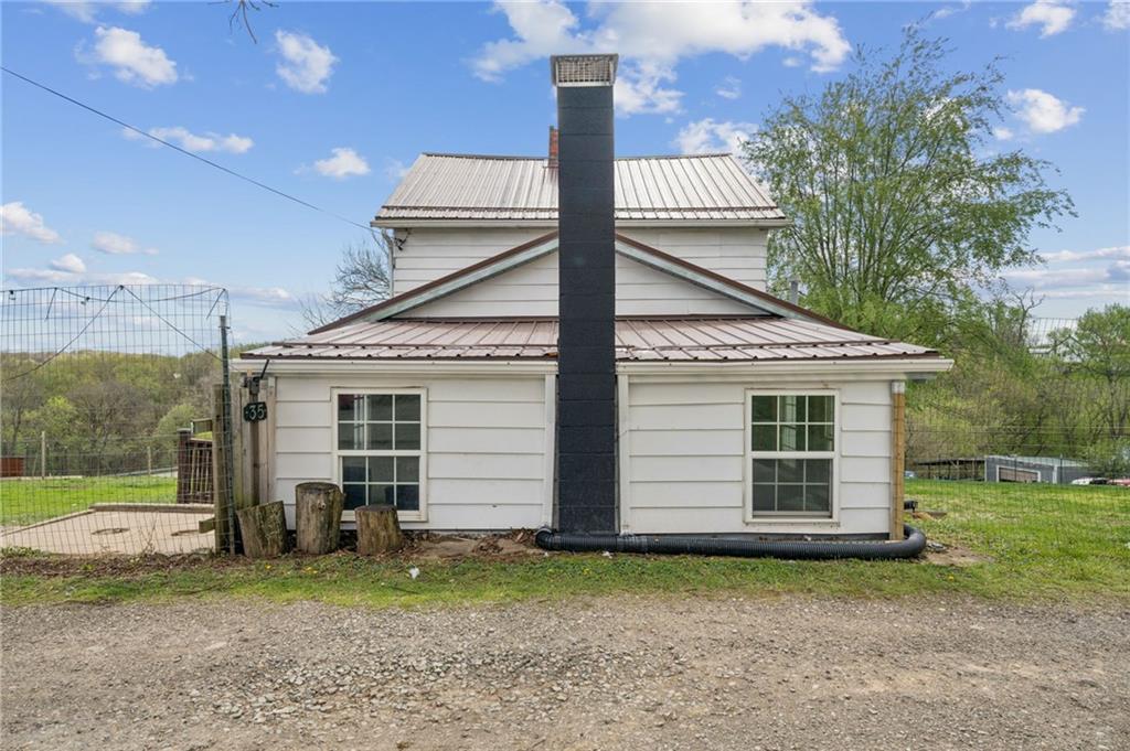 35 Bucey Road Burgettstown, PA 15021 - Photo 8 of 26