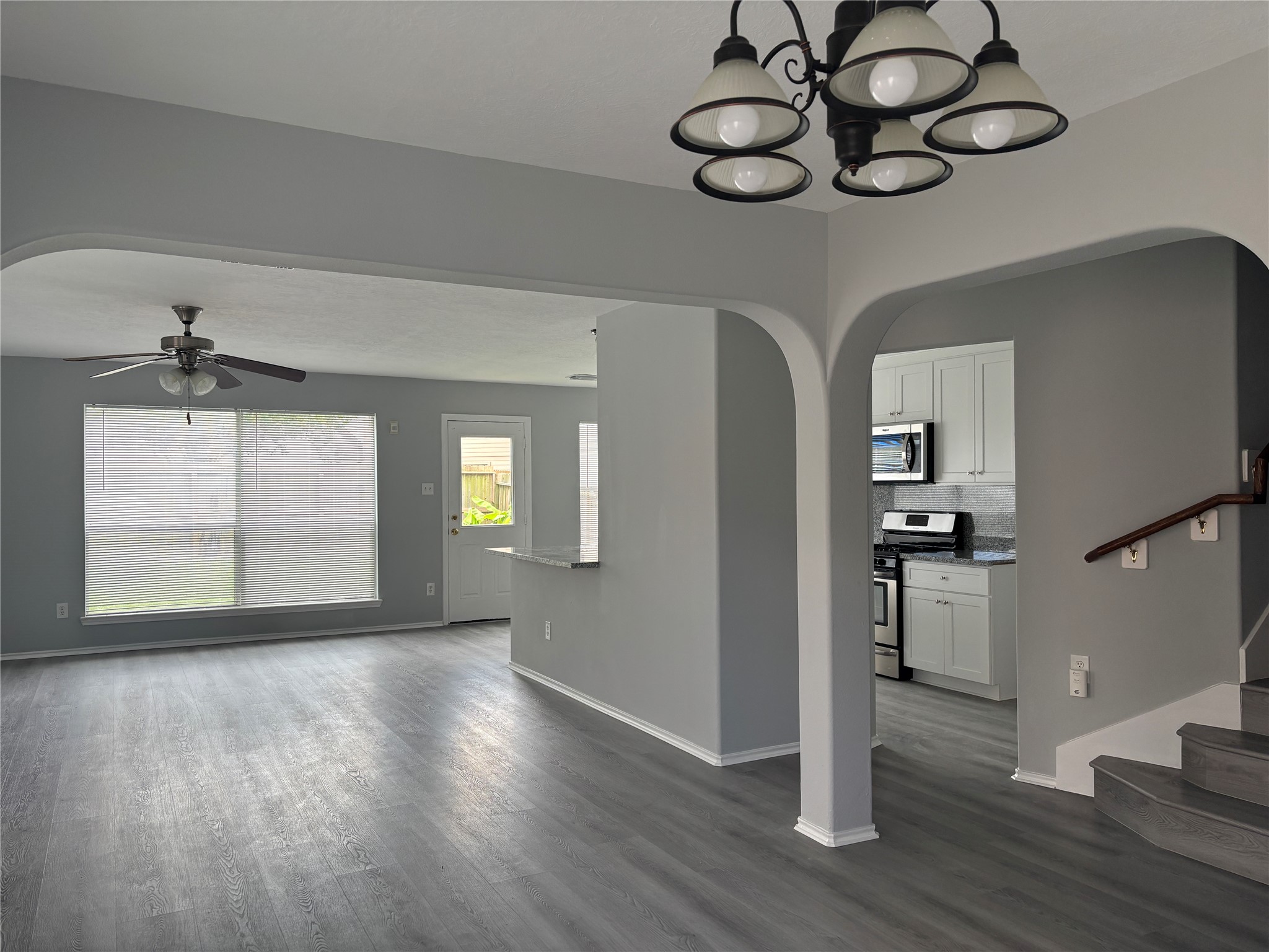 13642 Rural Oak Street Houston, TX 77034 - Photo 7 of 38