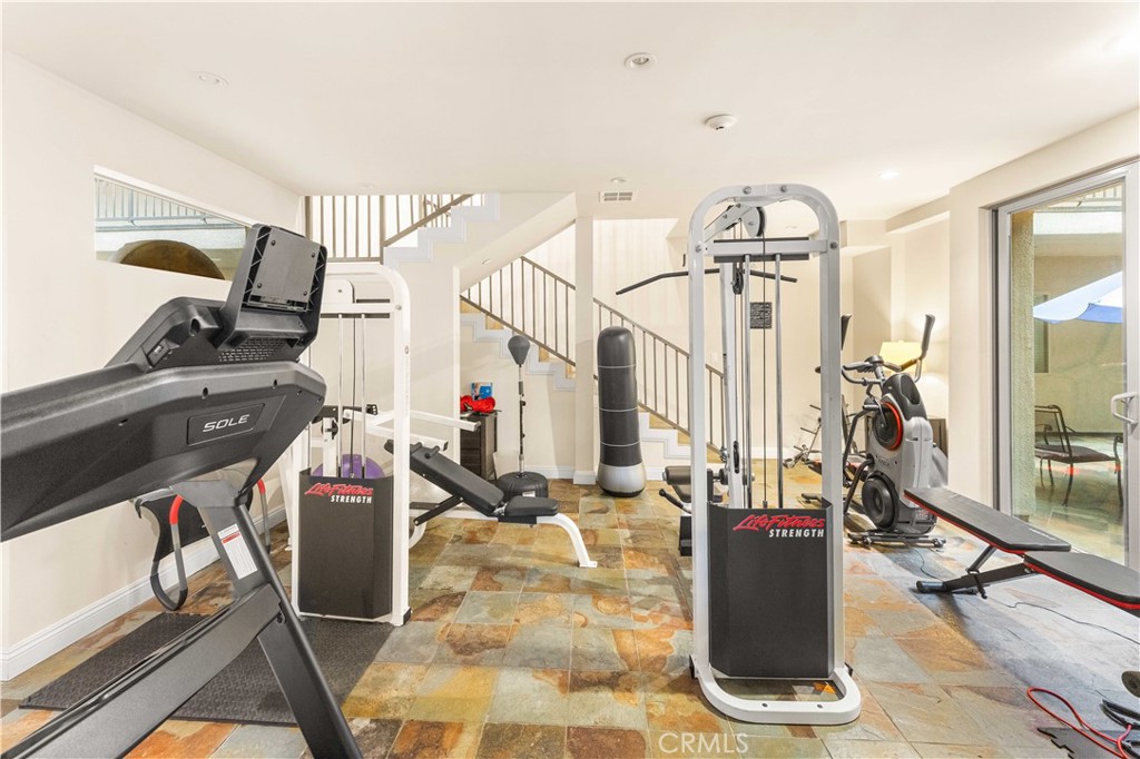 11218 Camarillo Street, Unit 404 Toluca Lake, CA 91602 - Photo 52 of 53 Gym