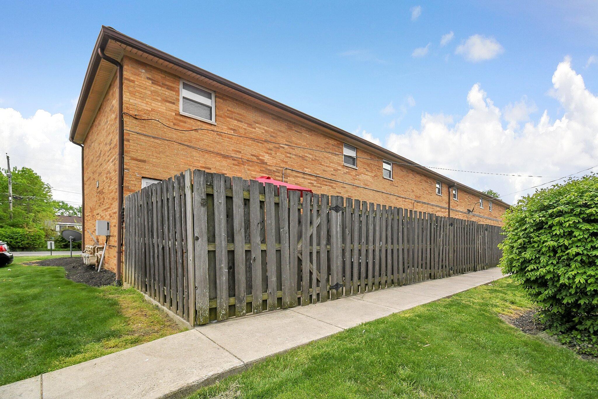 5696 Beechcroft Road, Unit M Columbus, OH 43229 - Photo 27 of 27 33-web-or-mls-5696-beechcroft-rd-m