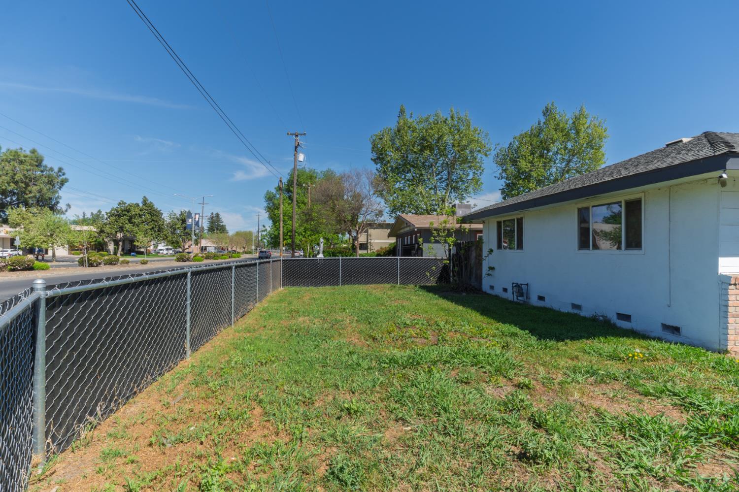 27 Emerald Drive Merced, CA 95340 - Photo 42 of 54