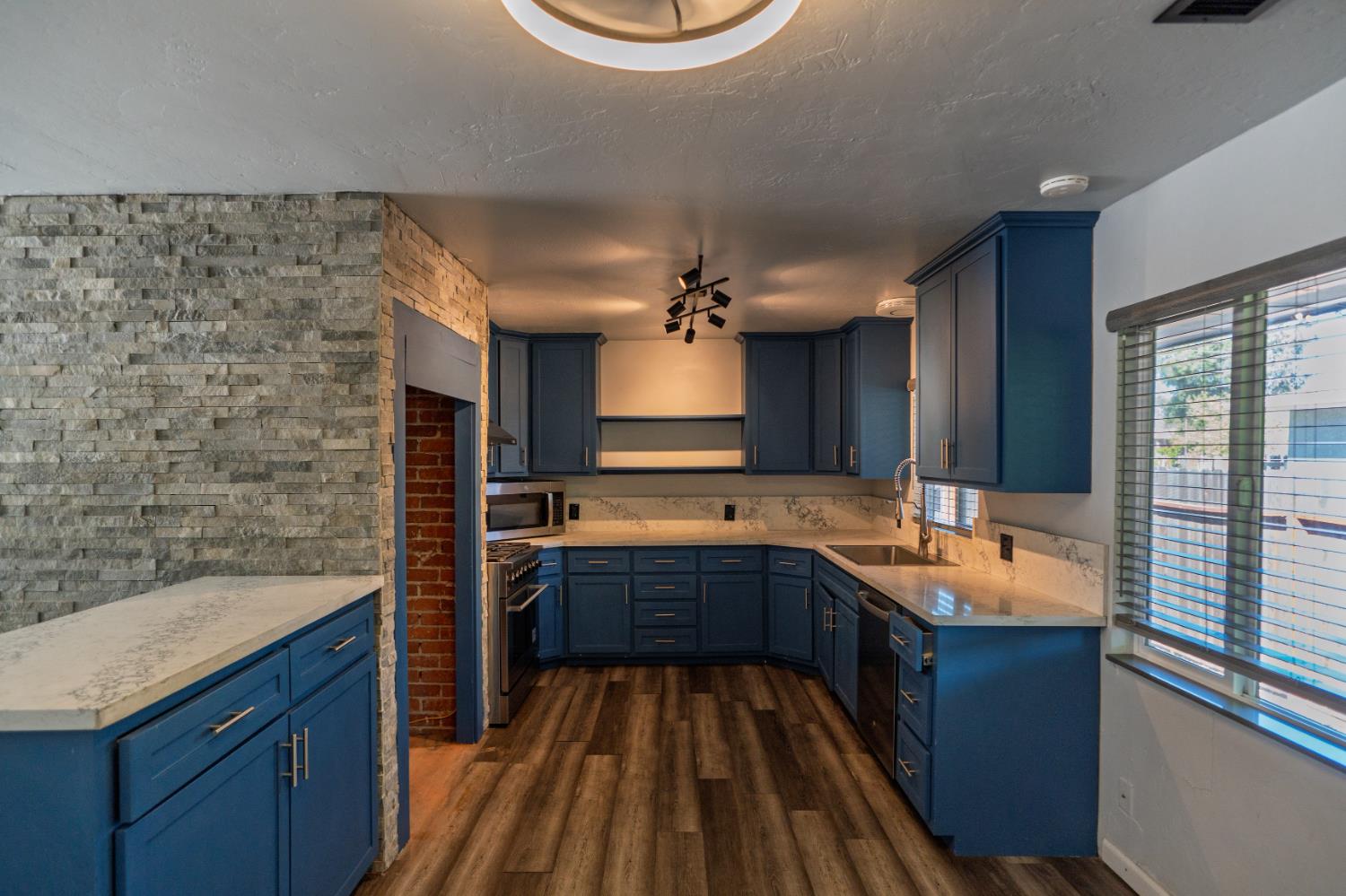 27 Emerald Drive Merced, CA 95340 - Photo 8 of 54