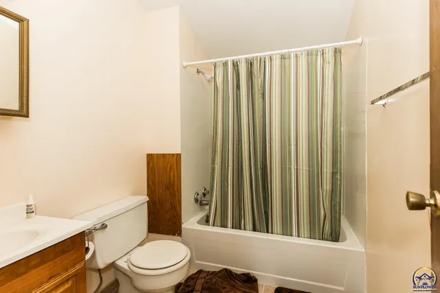 $624,560 | 104 10th Street, Ogden, KS 66517