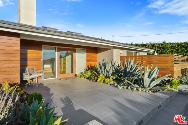 $22,000 | 30479 Morning View Drive, Malibu, CA 90265