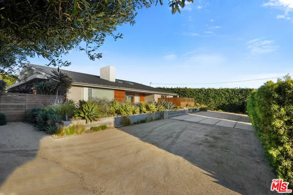 $22,000 | 30479 Morning View Drive, Malibu, CA 90265