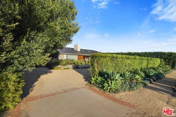$22,000 | 30479 Morning View Drive, Malibu, CA 90265