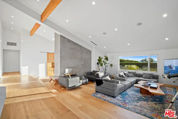 $22,000 | 30479 Morning View Drive, Malibu, CA 90265