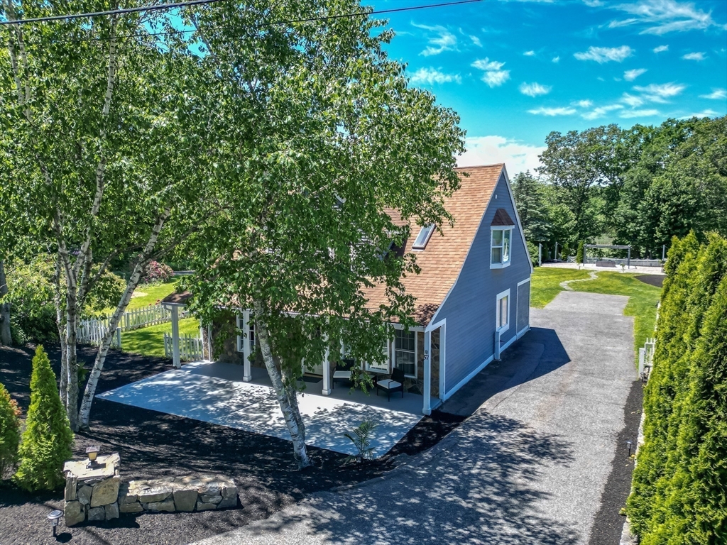 57 Shirley Road Shrewsbury, MA 01545 - Photo 2 of 39
