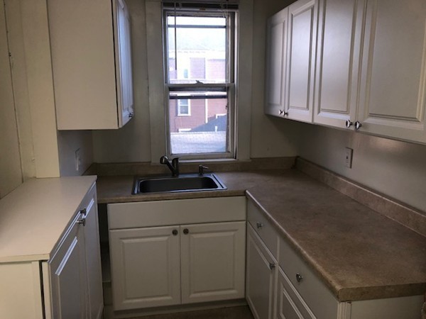 78 Downing Street Worcester, MA 01610 - Photo 8 of 29
